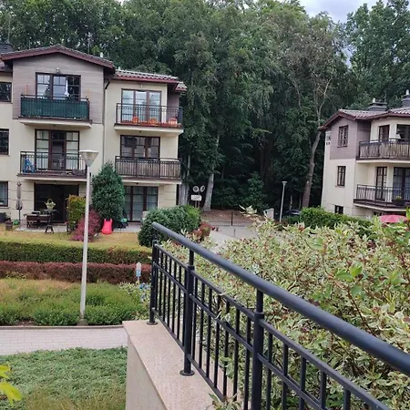 Apartament W Gdansku - Ogrod, Parking, Kort Tenisowy Apartment *